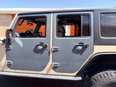Jeep JKU doors