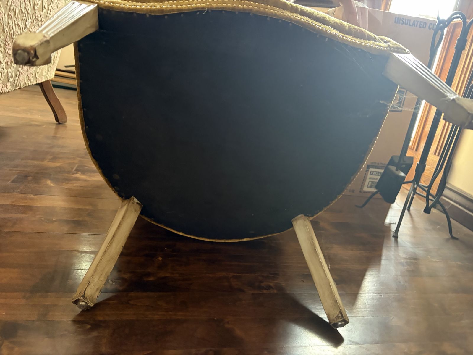 Main image 6