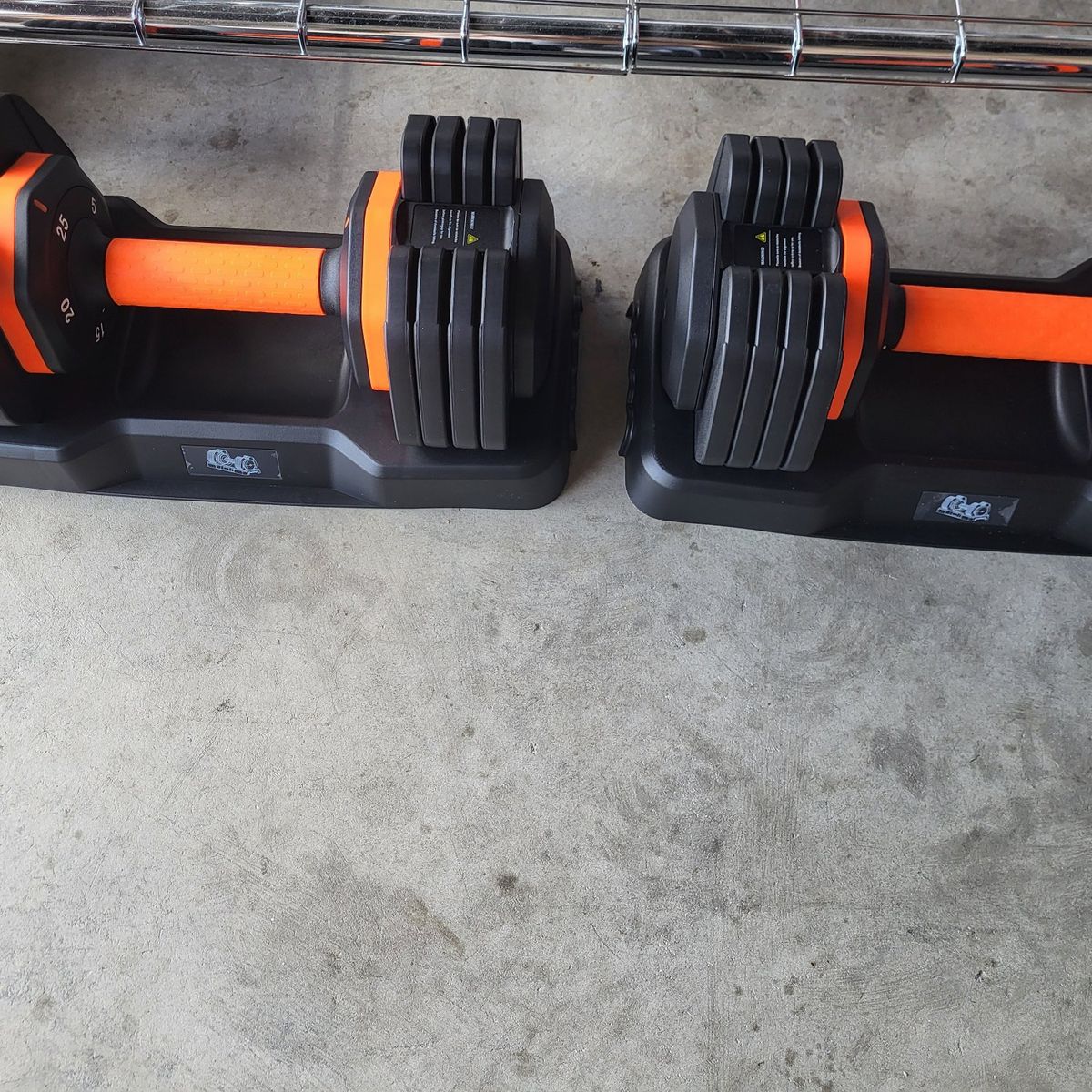 Set of 2** Adjustable Dumbbells 25lb =50lb Total