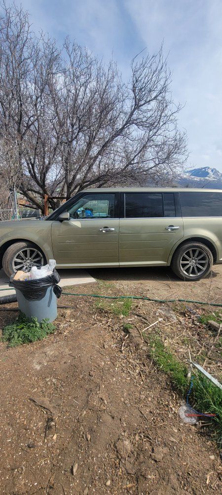 0 Ford Flex 