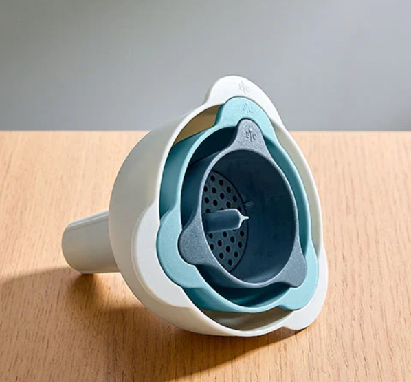Pampered Chef Kitchen Funnel Set with Strainer - Nested Multi-Size Design