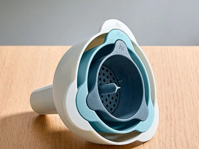 Pampered Chef Kitchen Funnel Set with Strainer - Nested Multi-Size Design