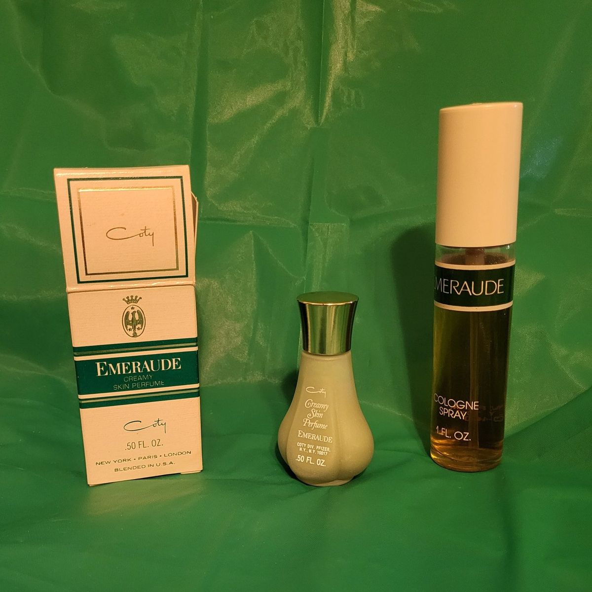 **VINTAGE EMERAUDE PERFUME SET**