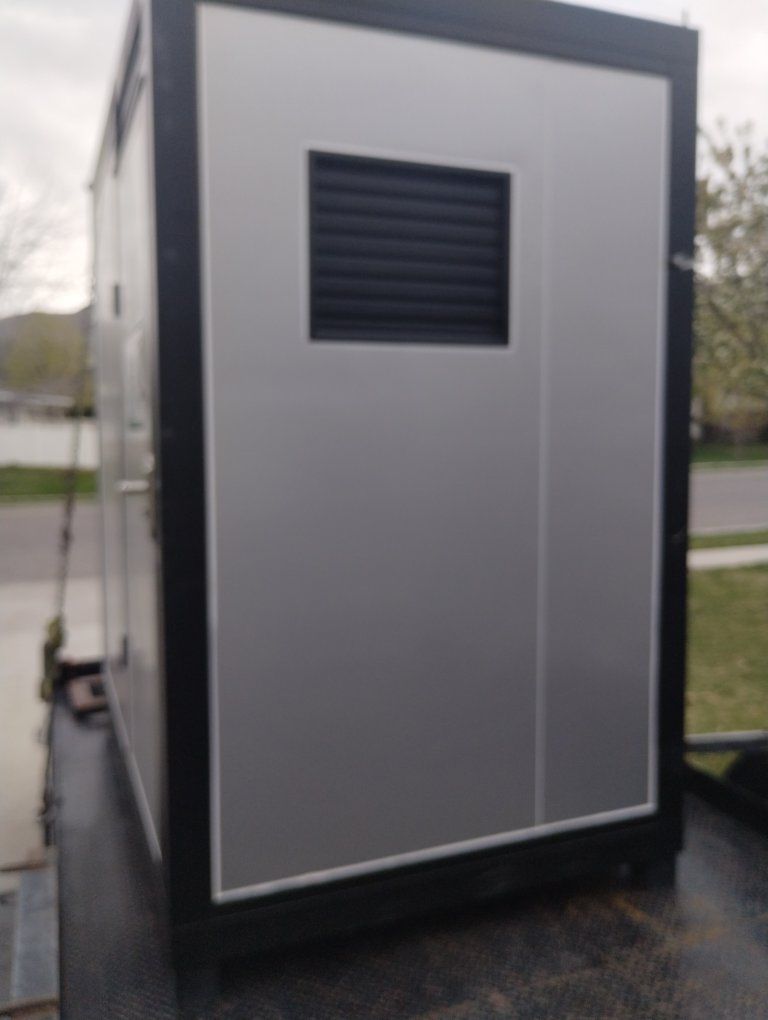 Main image 6
