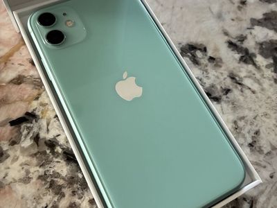 iPhone 14 unlocked