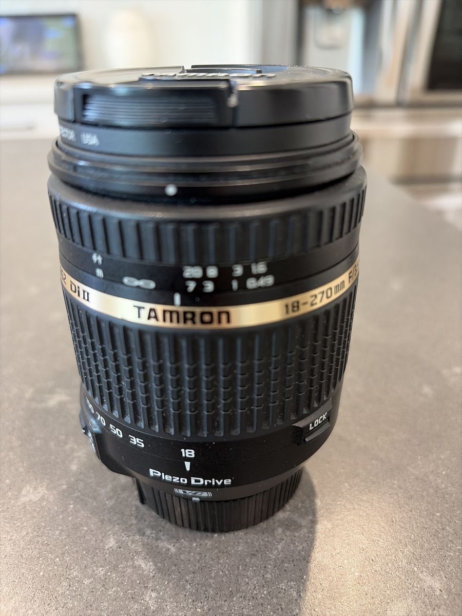 TAMRON 18-270mm F/3.5-6.3 Lens