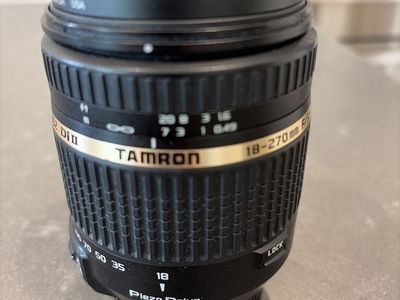 TAMRON 18-270mm F/3.5-6.3 Lens