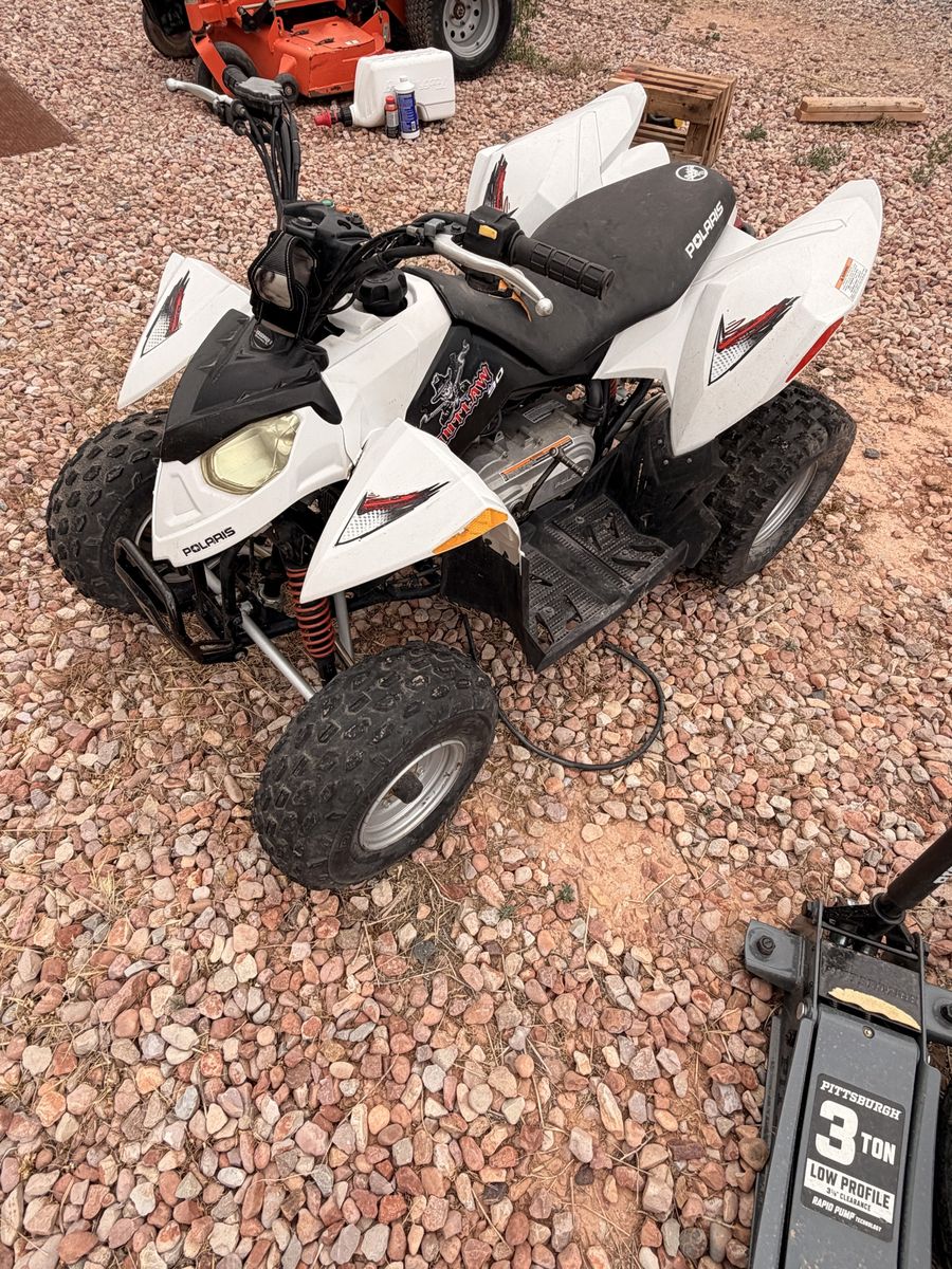 2007 Polaris outlaw 90