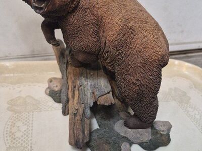 vintage Danbury mint heavyweight bear