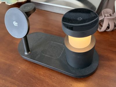 MagSafe 4 in 1 apple charger