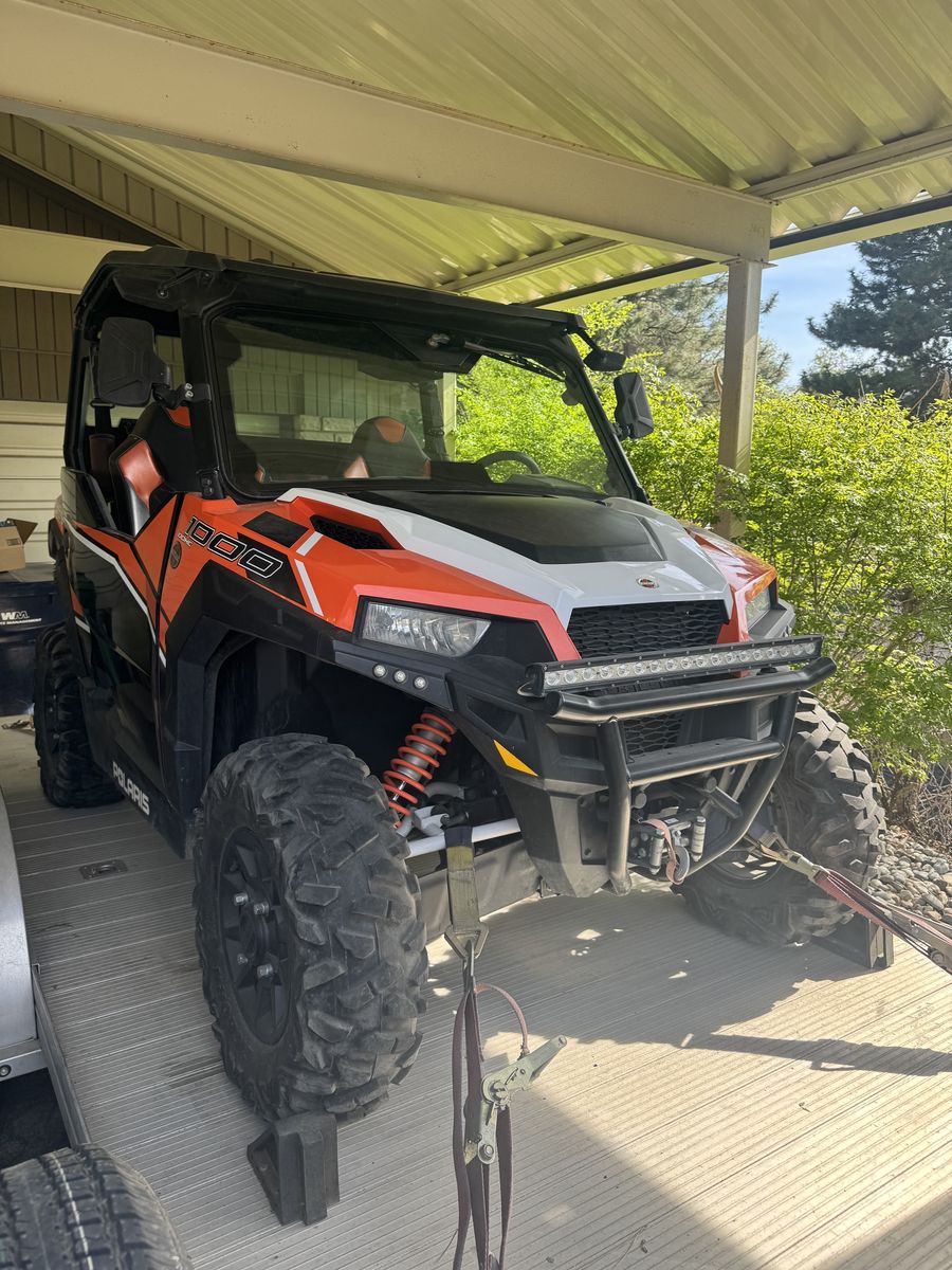 Polaris General 1000 EPS Deluxe (2016) UTV Side-by-Side - Orange/Black, Low Miles, Winch, LED Bar, heater, storage box, cover