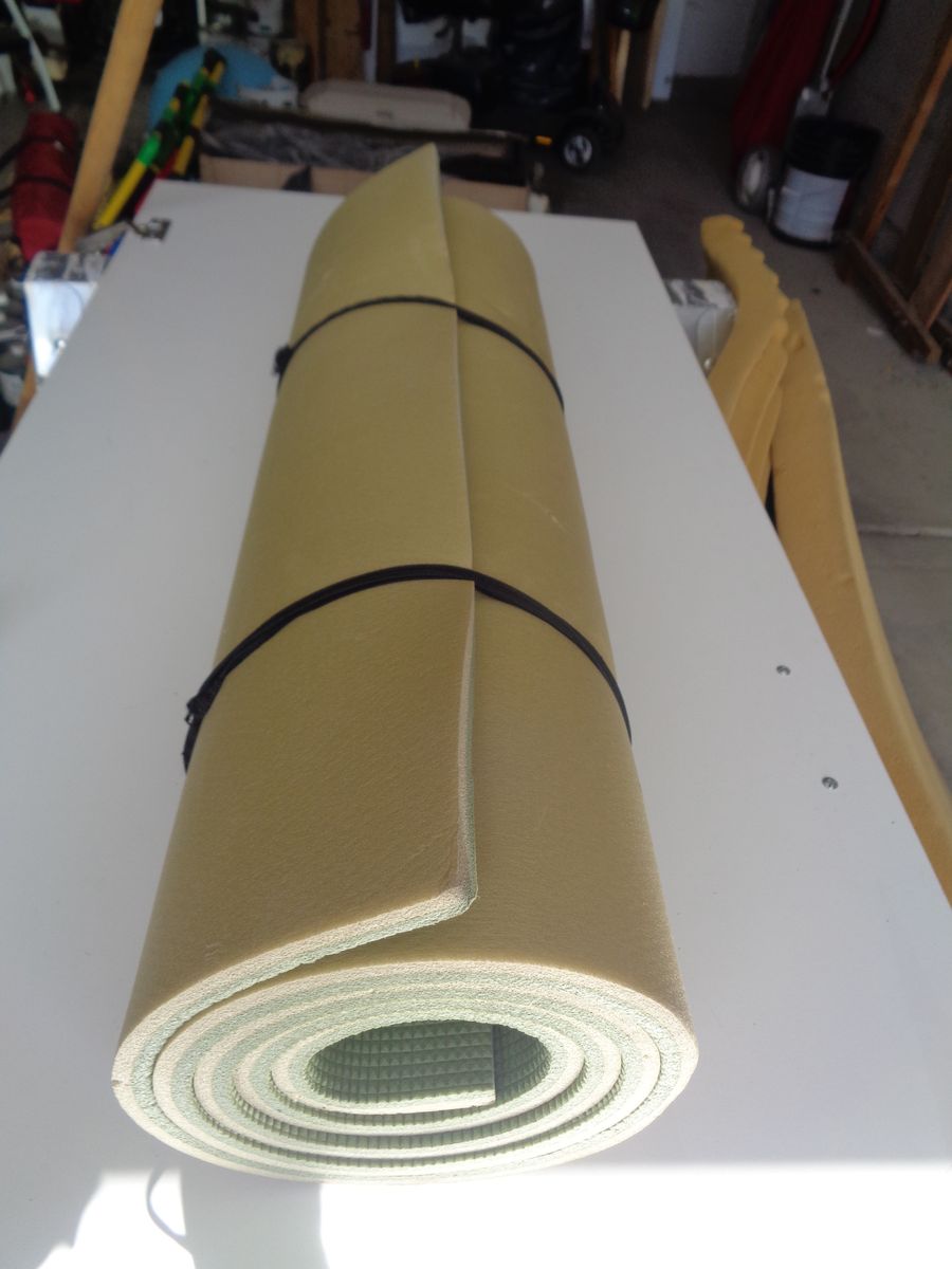 Camping sleeping pad or exercise pad