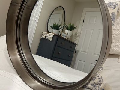 Mirror Round 20 Inch Bronze Wide Thick Frame