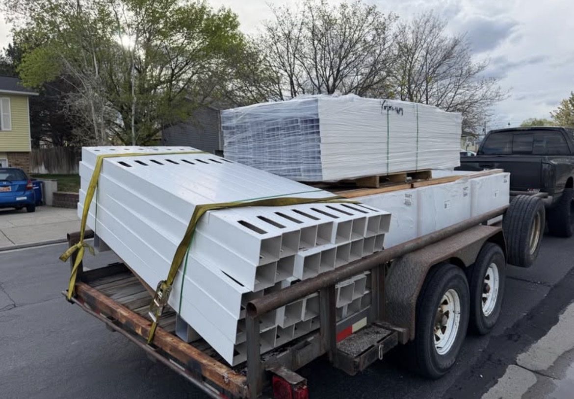 WHITE VINYL FENCE MATERIAL 