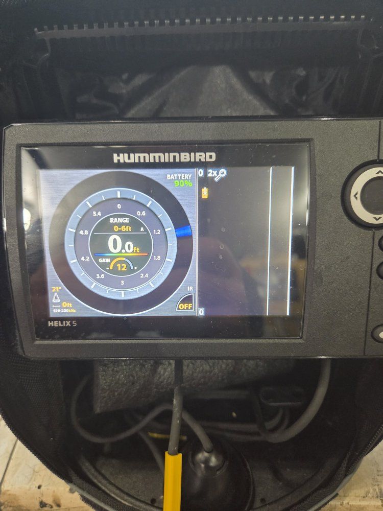 Humminbird Helix 5 CHIRP SI GPS G2 Fish Finder Portable Bag Transducer Battery