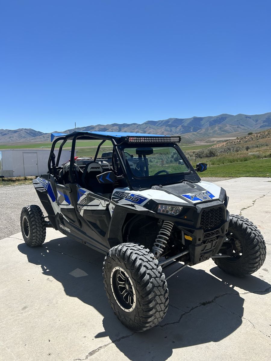 2017 Polaris RZR XP4 1000