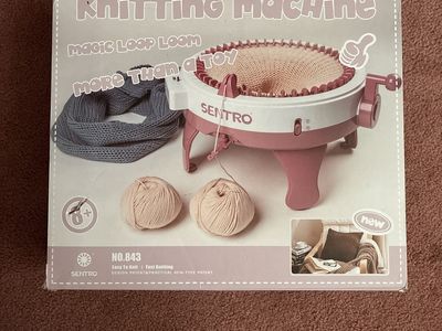 Sentro Knitting Machine – Magic Loop Loom 48 Needle (No. 843)