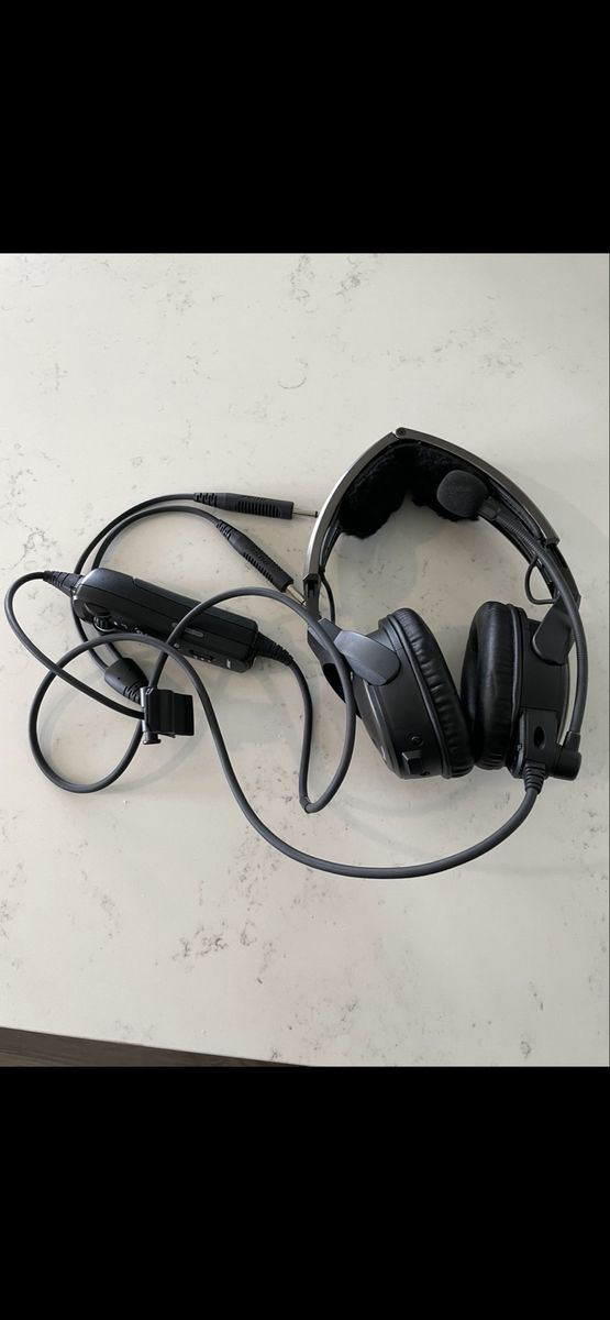 Bose A20 Aviation Headset 