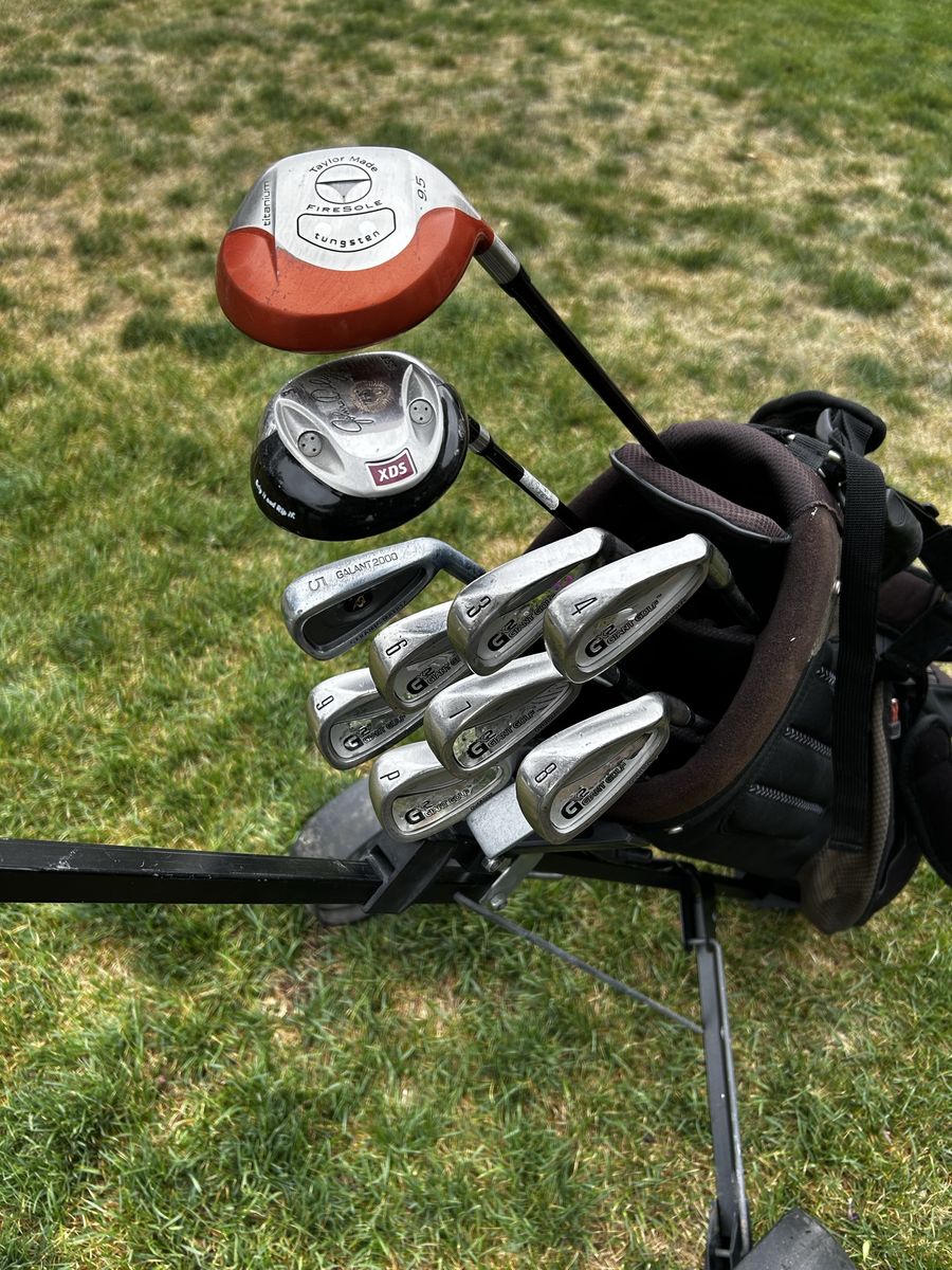 Complete Golf Set, Callaway Bag & Pull Cart