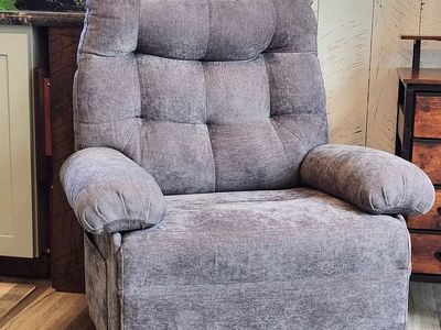 Reclining Lift Chair