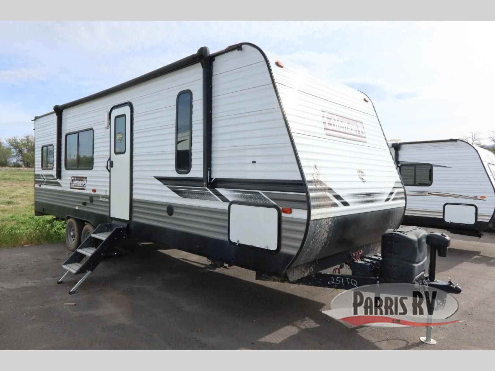 Used 2023 Dutchmen RV Coleman Lantern Series 251TQ