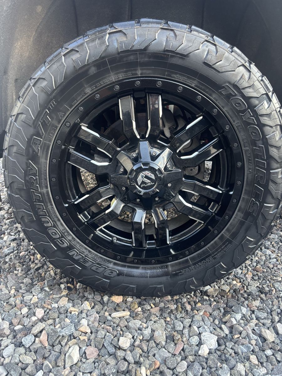 Fuel Sledge Wheels 20x10 8x180 with Toyo AT3