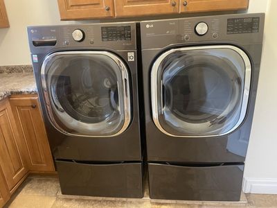 LG Extra Large Capacity Washer Dryer Set