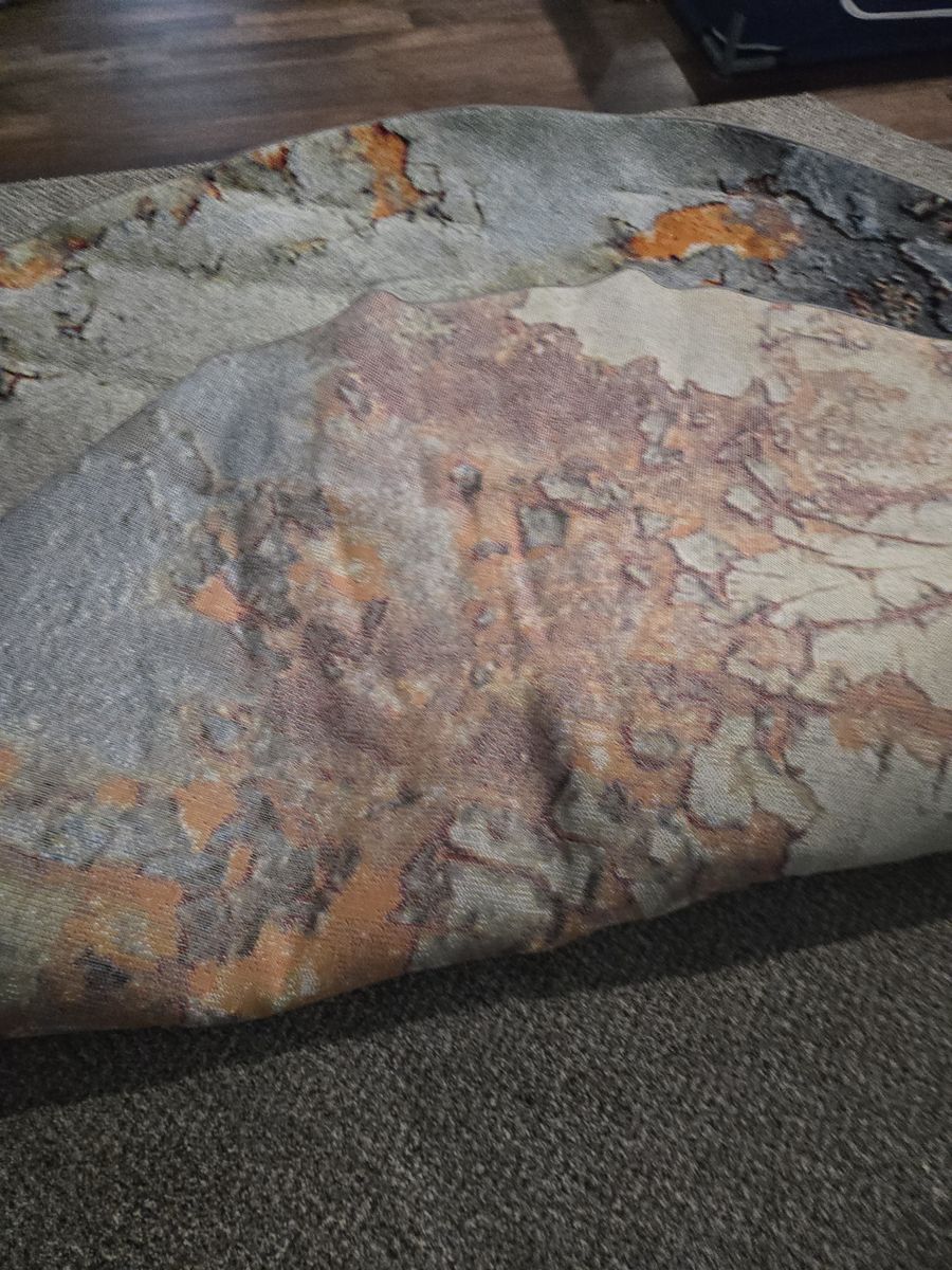 Main image 6