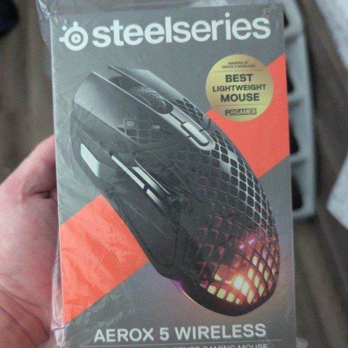 SteelSeries Aerox 5 Wireless Ultralight Multi-Genre Gaming Mouse - PC Gamer Best Lightweight