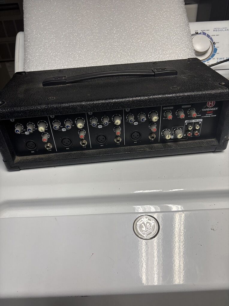 Harbinger M60 4 Channel Mixer