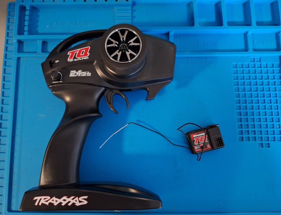 Lightly used stock Traxxas TQ transmitter & receiver