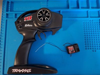 Lightly used stock Traxxas TQ transmitter & receiver