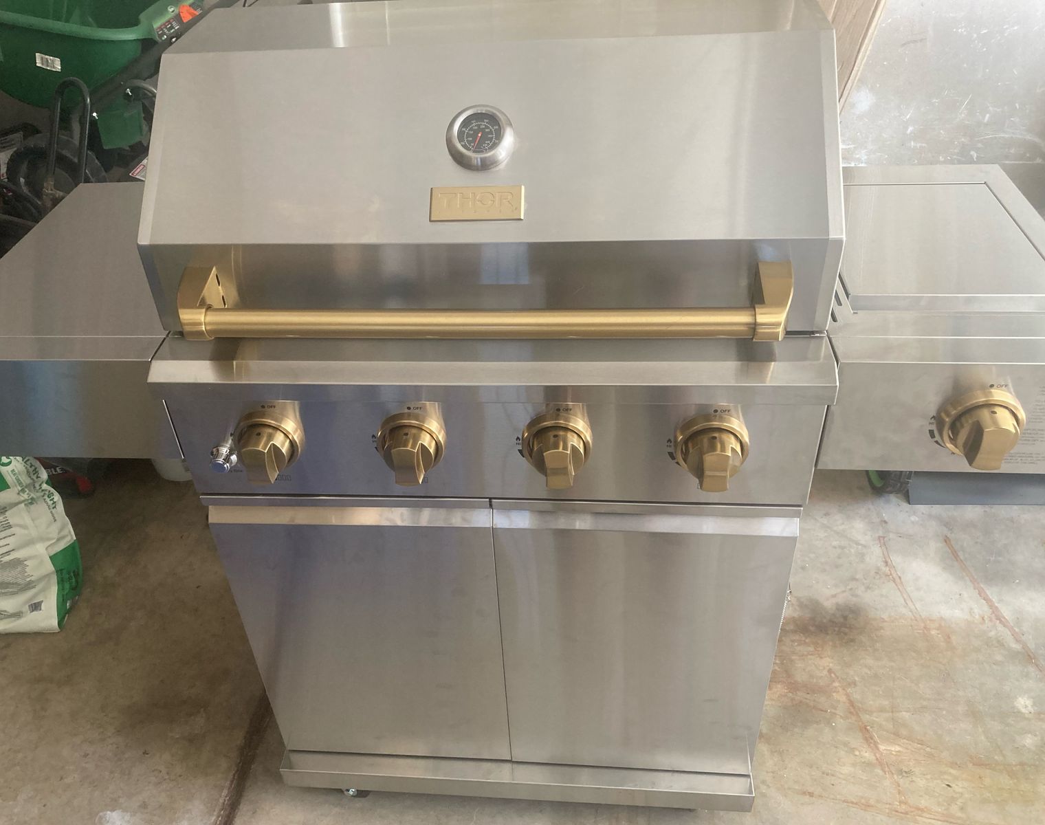 THOR Kitchen Outdoor Grill