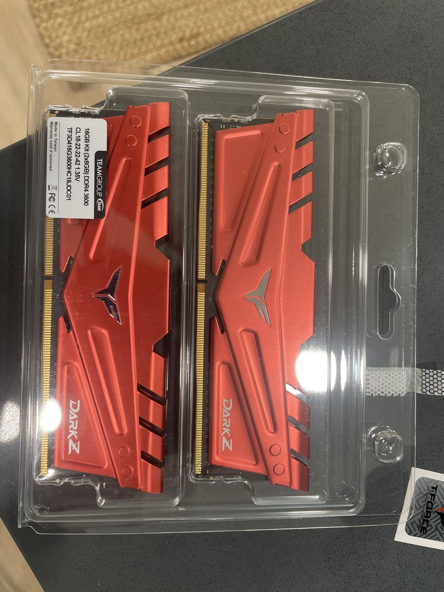 Teamgroup 2x8gb (16 gb total) DDR4-3600 ram (RED)