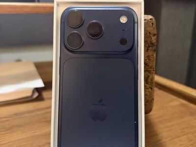 Iphone 17 Pro 512 - Unlocked
