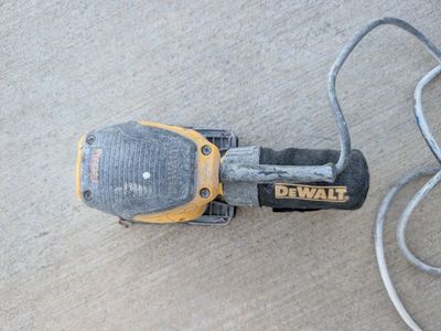 DEWALT Orbital Sander Corded Electric 1/4 Sheet Palm Sander with Dust Bag
