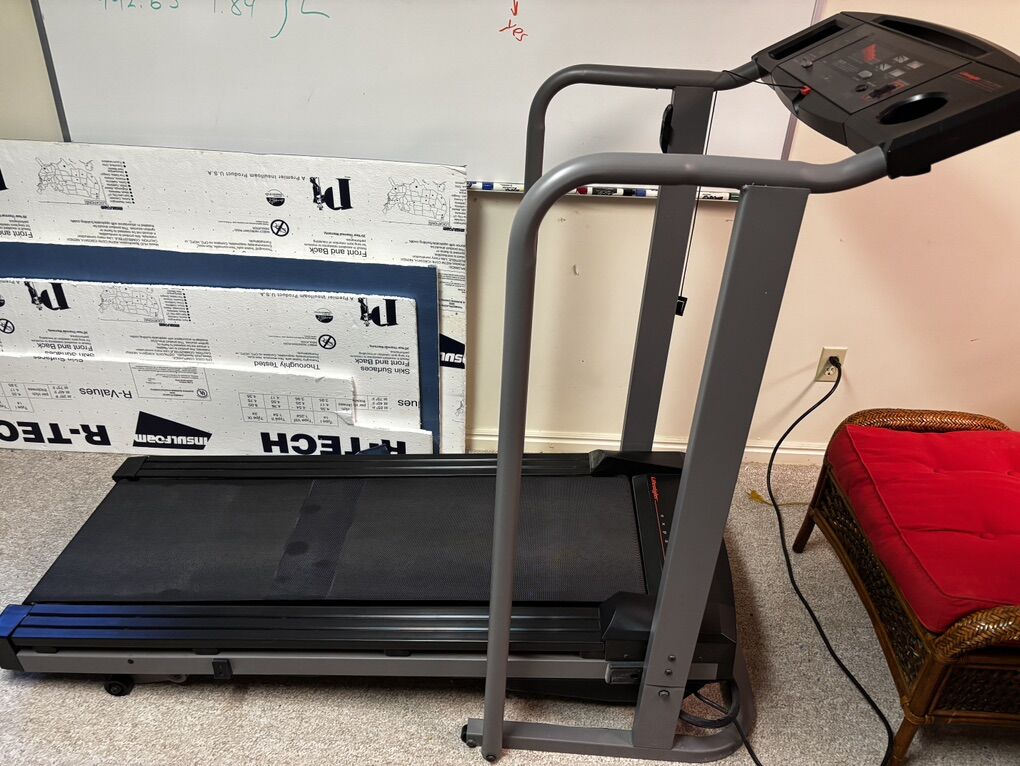 Lifestyler Expanse 800 Treadmill