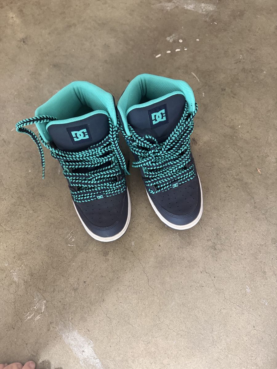 Women shoes/girls shoes