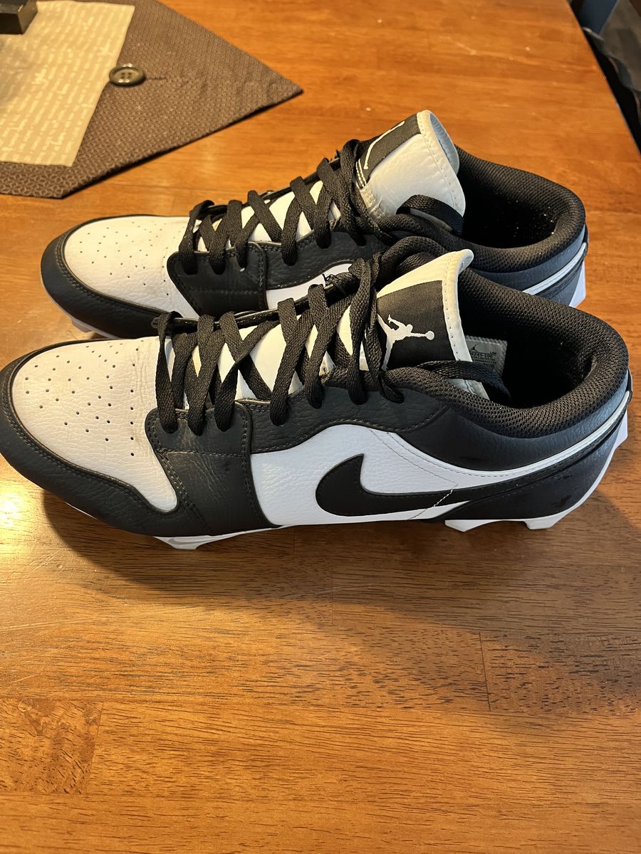 Jordan low 1 low TD football cleats size 13.5
