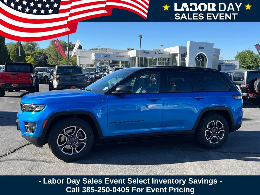 2022 Jeep Grand Cherokee Trailhawk 4xe