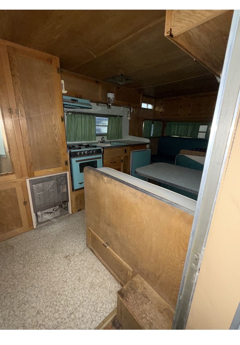 Main image 6
