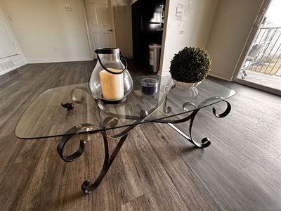 RC Willey Coffee & End Tables Set (3)