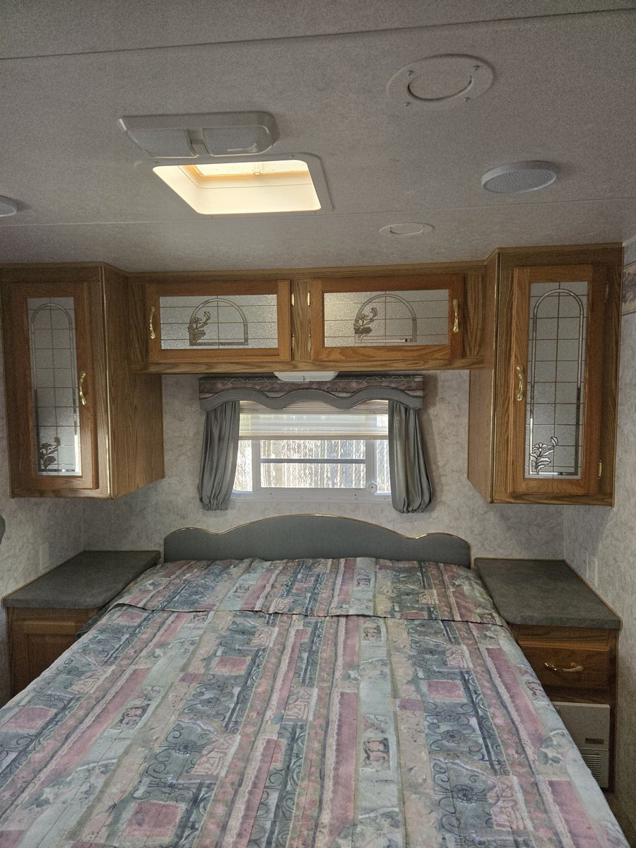Main image 4