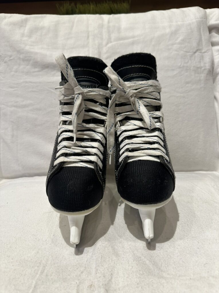CCM Powerline 90 Skate Size 4 Hockey Skates