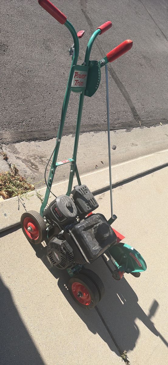 PowerTrim Edger 200-4 Gas Powered Lawn Edger like new
