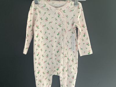 3 new Ever & Ever Baby Girl Floral Footie Romper & Beanie Set 9Mo
