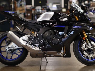 2026 Yamaha YZF-R1M