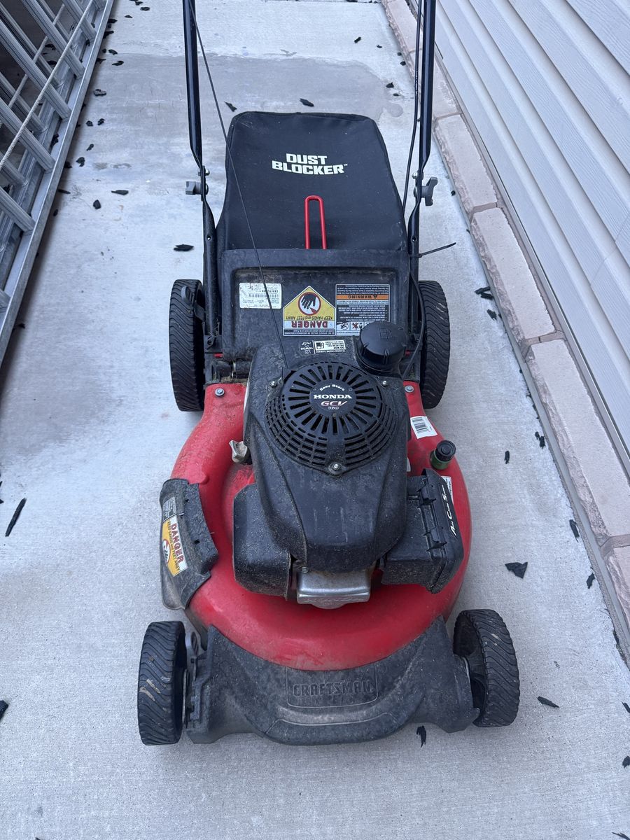 Craftsman M215 160cc 21" Gas Powered Lawn Mower with Honda Engine