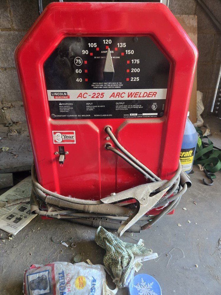 Lincoln Electric AC-225 Arc Welder
