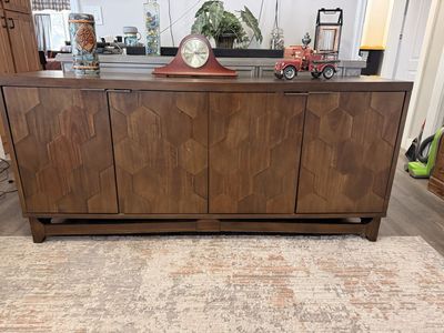 NEW BEAUTIFUL RETRO TV STAND CABINET